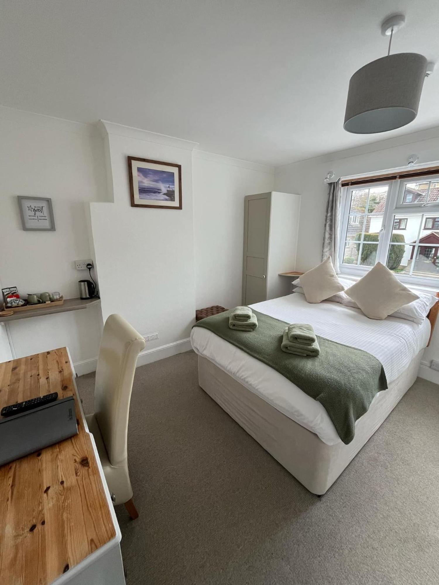 Lucerne B&B 莱姆里吉斯 外观 照片